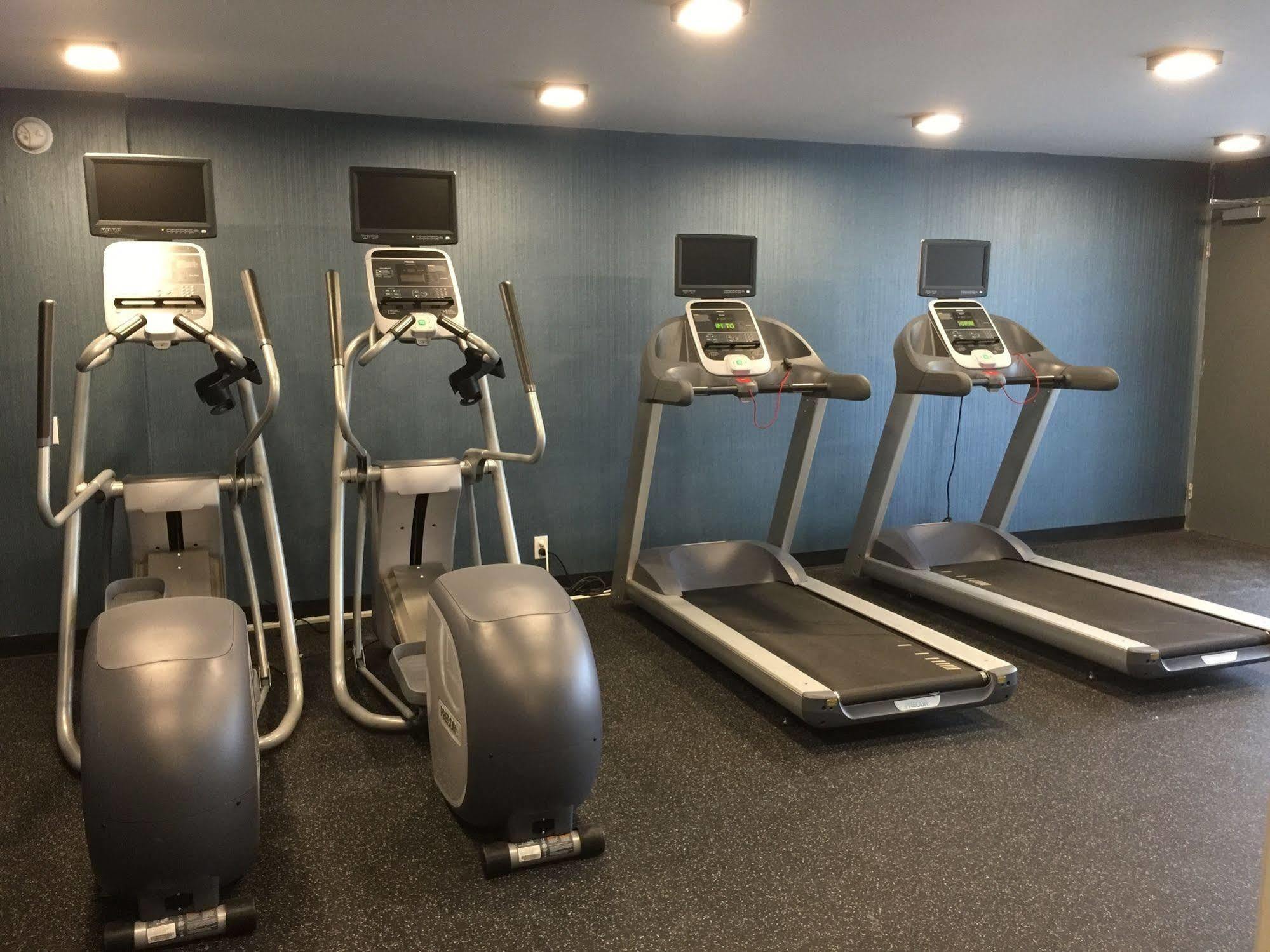 Radisson Hotel Oakland Airport Bagian luar foto
