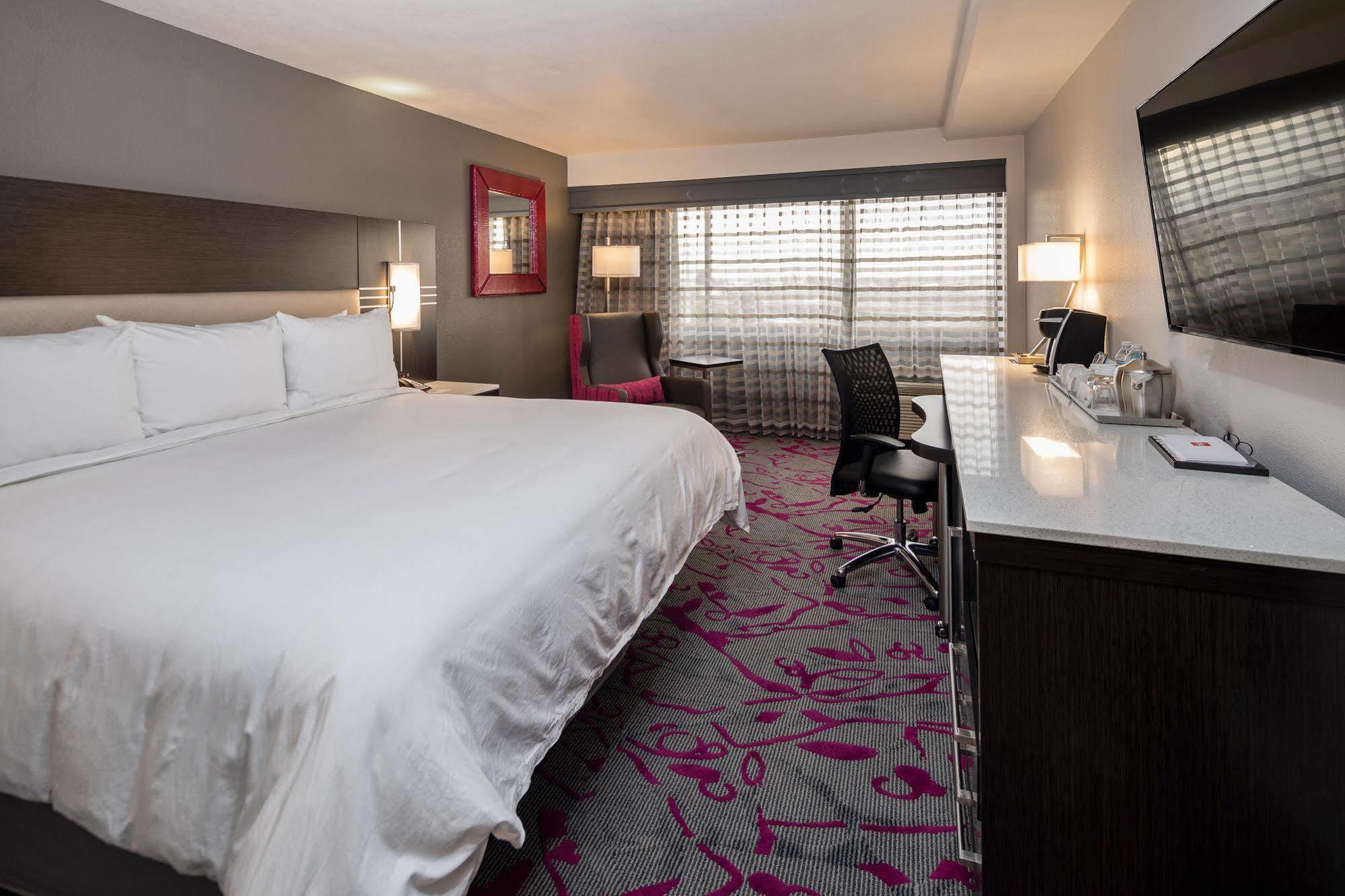 Radisson Hotel Oakland Airport Bagian luar foto