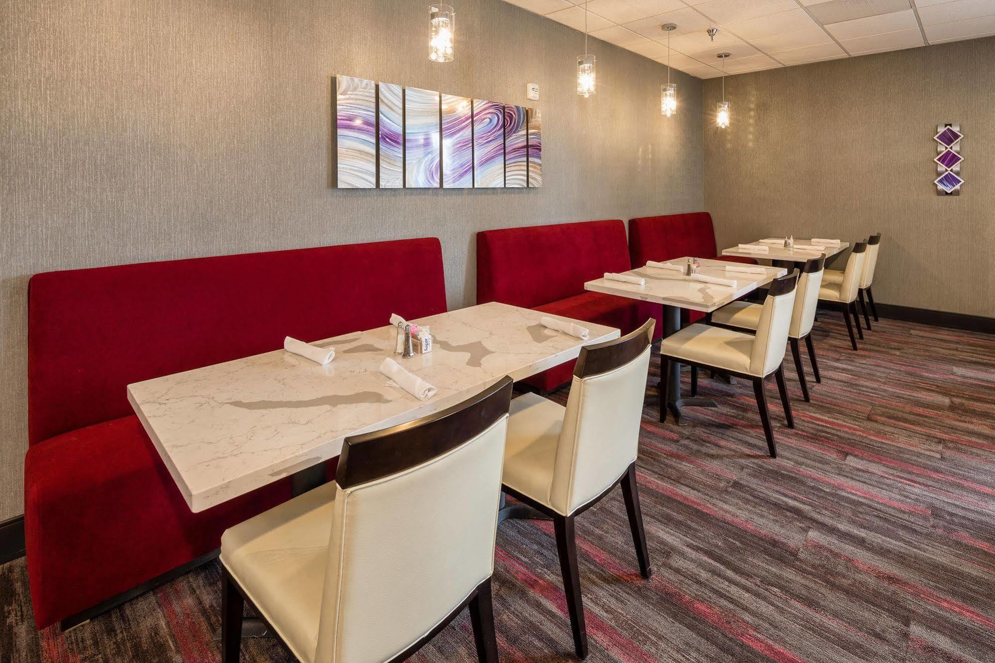 Radisson Hotel Oakland Airport Bagian luar foto